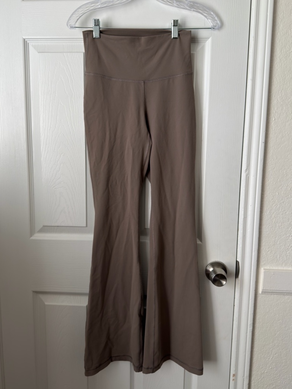 Aritzia Tna Action Flare Leggings Taupe High Rise Yoga Pants Small